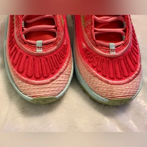 Aja Wilson x Nike Stylish Pink and Green Sneakers - Picture 7 of 16